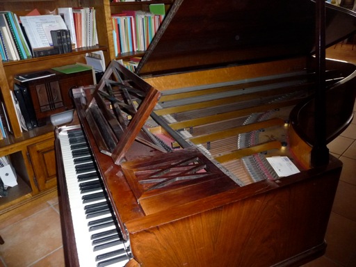 clic pour ouvrir dans un nouvel onglet Piano à queue Erard à acheter sur Montpellier